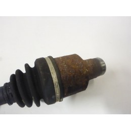 PÓŁOŚ PRZEDNIA PRAWA SUZUXI SX4 1.9 DDIS 120KM FIAT SEDICI