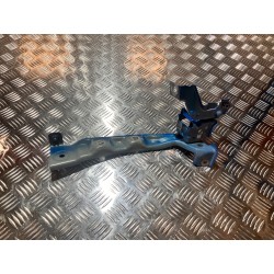 WSPORNIK MOCOWANIE BŁOTNIKA PRAWY PRZÓD BMW 1 F40 118i 19-