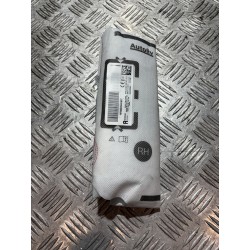 PODUSZKA FOTELA PRAWA DS 4 II 21-