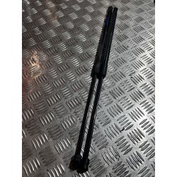 SIŁOWNIK KLAPY BAGAŻNIKA VW ID4 20- 11A827550B