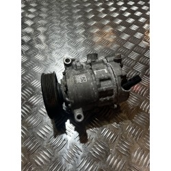 SPRĘŻARKA KLIMATYZACJI AUDI TT COUPE 8S 14- 2.0 TDI 5Q0816803D