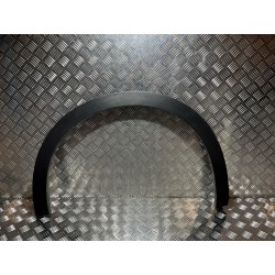 LISTWA SIERP BŁOTNIKA PRAWY PRZÓD FIAT 600 23- 735760127