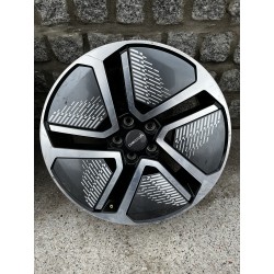 KOŁO FELGA ALUMINIOWA OMODA 5 22- R18 203001729AA