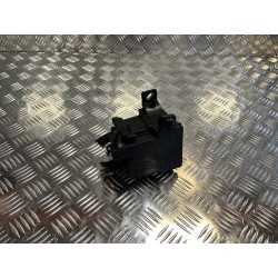 SKRZYNKA BEZPIECZNIKÓW RENAULT CAPTUR II 19- 1.6 SCE 252360794R