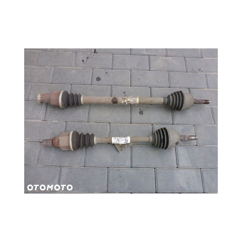 PÓŁOŚ PRAWA CITROEN C3 1.6 16V BENZY 05-09 AUTOMAT