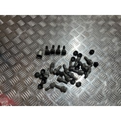 ZŁODZIEJKI ŚRUBY KÓŁ NISSAN JUKE II F16 19-