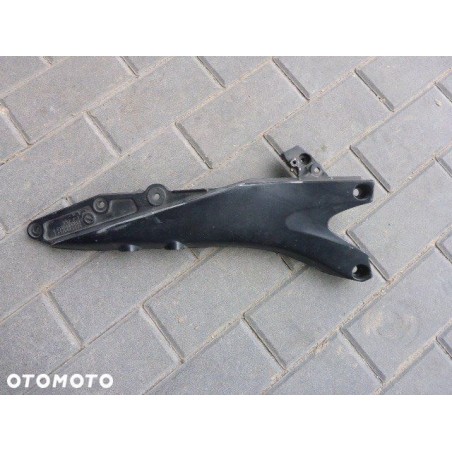 STELAŻ PRAWY SUZUKI GSXR K6 K7 600 750 IDEALNY