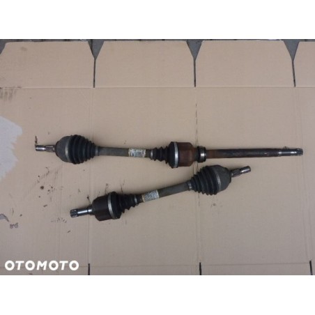 PÓŁOŚ PRAWA DŁUGA CITROEN DS4 2.0 HDI 27 TYS KM