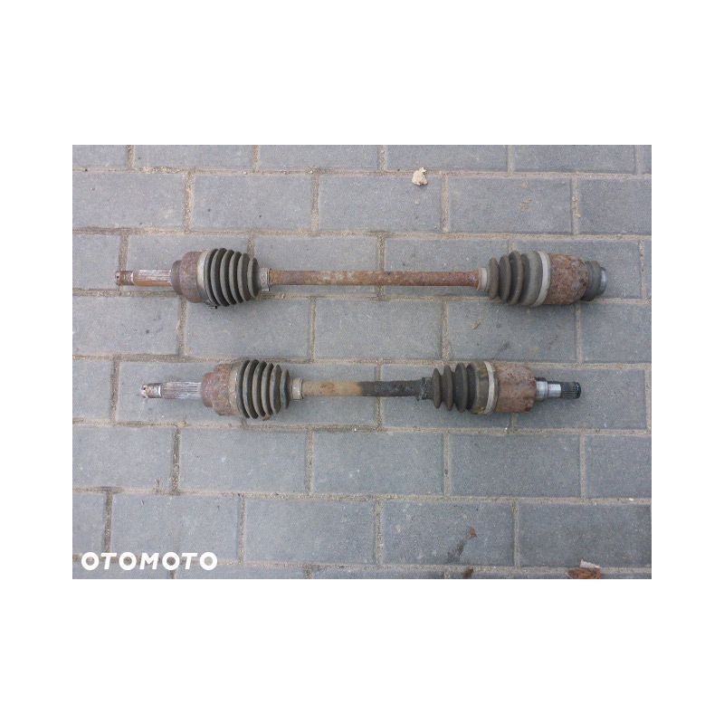 PÓŁOŚ LEWA PRAWA MITSUBISHI I-MIEV 0.7 TURBO BENZY