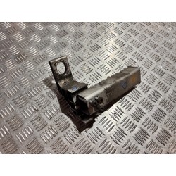 MOCOWANIE CHŁODNICY WSPORNIK LEWY MERCEDES C KLASA W205 14- 1.6 CDI