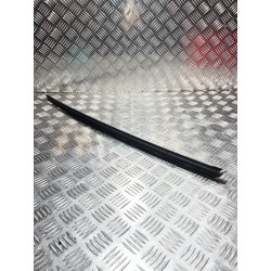 LISTWA SZYBY CZOŁOWEJ PRAWA AUDI A5 F5 II 16- 8W6854328B