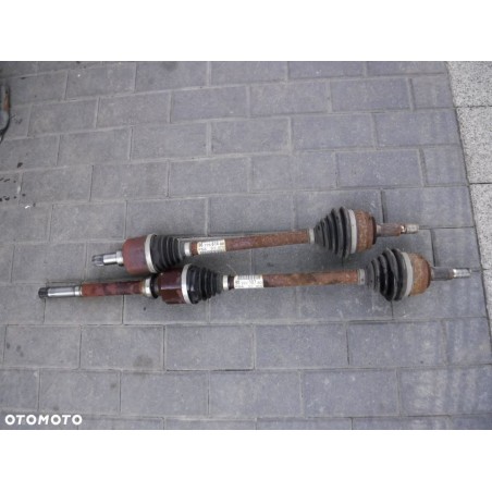 PÓŁOŚ LEWA KRÓTKA PEUGEOT 308 T9 1.2 THP 2014-