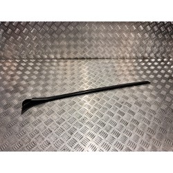 LISTWA SZYBY CZOŁOWEJ PRAWA MERCEDES ML W166 11-