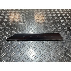 LISTWA BŁOTNIKA PRAWA MAZDA MX-30 20-