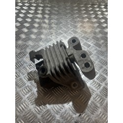 ŁAPA PODUSZKA SILNIKA JEEP CHEROKEE KL 13- 2.2 CRD P68141400AG