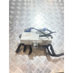 SKRZYNKA BEZPIECZNIKÓW MODUŁ BCM JEEP CHEROKEE KL 13- 68273258AF