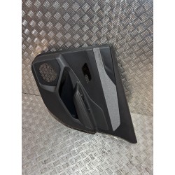 BOCZEK DRZWI PRAWY TYŁ PEUGEOT 308 P5 T10 21-