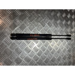 SIŁOWNIKI KLAPY BAGAŻNIKA 81770-J9000 81780-J9000 HYUNDAI KONA I OS 17-