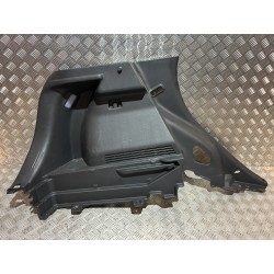 BOCZEK BAGAŻNIKA LEWY 85730-CM100 HYUNDAI KONA I OS 17-