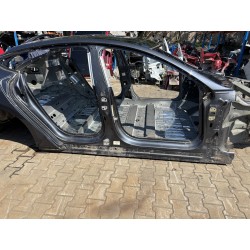 PRÓG PRAWY CAŁY DŁUGI TESLA MODEL S 12- PMNG