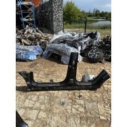 ĆWIARTKA PRÓG SŁUPEK B LEWY KIA SPORTAGE IV QL 15- 1K BLACK PEARL