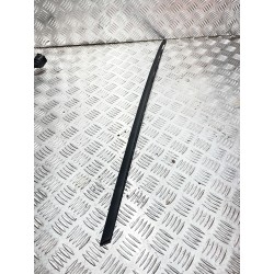 LISTWA SZYBY CZOŁOWEJ LEWA SKODA OCTAVIA IV 20- 5E3854327