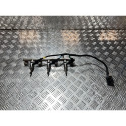 LISTWA WTRYSKOWA PRAWA WTRYSKI MASERATI GHIBLI III 13- 3.0 B 000283629
