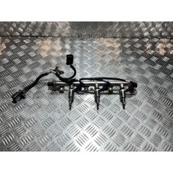 LISTWA WTRYSKOWA LEWA WTRYSKI MASERATI GHIBLI III 13- 3.0 B 000283628