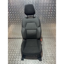 FOTEL PRAWY PRZÓD RENAULT CAPTUR II 19-