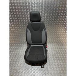 FOTEL PRAWY UK OPEL CROSSLAND X 17-