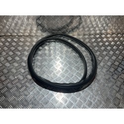 USZCZELKA DRZWI PRAWY PRZÓD MAZDA 3 BP IV HB 19-