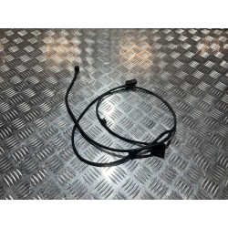 DYSZA SPRYSKIWACZ SZYBY CZOŁOWEJ MAZDA 3 BP IV HB 19-