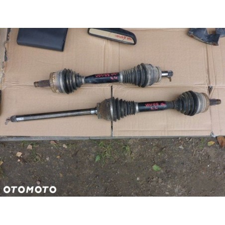 PÓŁOŚ PRAWA PRZÓD RANGE ROVER VOGUE L322 4.4 V8