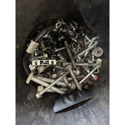 ŚRUBKI ŚRUBY NAKRĘTKI Z DEMONTAŻU HYUNDAI I20 III 20-
