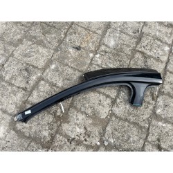 SŁUPEK DACHOWY LEWY MAZDA 3 IV BP HB 19-