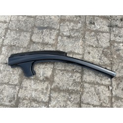 SŁUPEK DACHOWY PRAWY MAZDA 3 IV BP HB 19-
