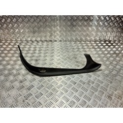 OSŁONA WYGŁUSZENIE KLAPY BAGAŻNIKA PRAWA MERCEDES W213 350E 16-