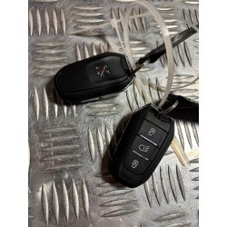 PILOT KLUCZYK PEUGEOT 208 II E-208 19-
