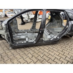 PRÓG LEWY CAŁY DŁUGI SUZUKI SX4 S-CROSS II 21- ZZZ