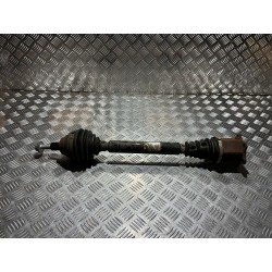 PÓŁOŚ PRZÓD PRZEDNIA PRAWA SKODA KAROQ 17- 2.0 TDI 3Q0407272BB