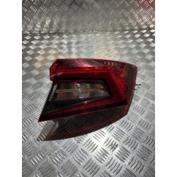 LAMPA TYŁ TYLNA PRAWA SKODA KAROQ 17- 57A945208