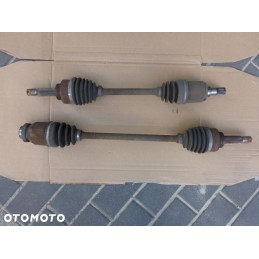 PÓŁOŚ TYŁ PRAWY PRAWA PEUGEOT ION C-ZERO I-MIEV