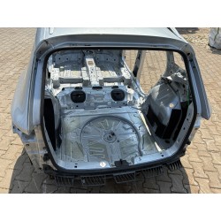 PAS TYŁ TYLNY WANNA SKODA KAROQ 17- LA7W