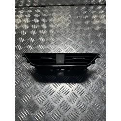 KRATKA NAWIEWU PRZÓD ŚRODKOWA SKODA KAMIQ 19- 654820951E