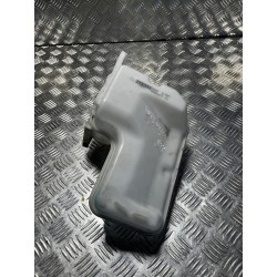 ZBIORNICZEK SPRYSKIWACZY VW GOLF VIII 19- 5WA955448