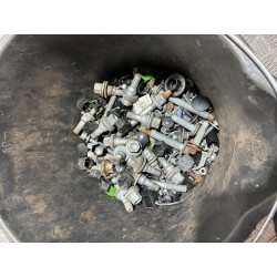 ŚRUBY ŚRUBKI NAKRĘTKI Z DEMONTAŻU CITROEN C4 III 20-