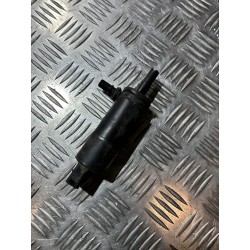 POMPKA PŁYNU DO SPRYSKIWACZY AUDI A3 8V SEDAN 12- 2.0 TDI 9R0955681