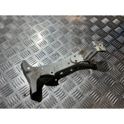 MOCOWANIE BŁOTNIKA PRAWY PRZÓD AUDI A3 8V SEDAN 12- LS9R 8V0821136C