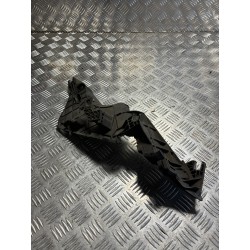 MOCOWANIE LAMPY PRZÓD PRAWE AUDI A7 4G 10- 1301073049