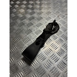 RYGIEL ZAMEK MASKI PRZÓD AUDI A7 4G 10- 4G8823480B